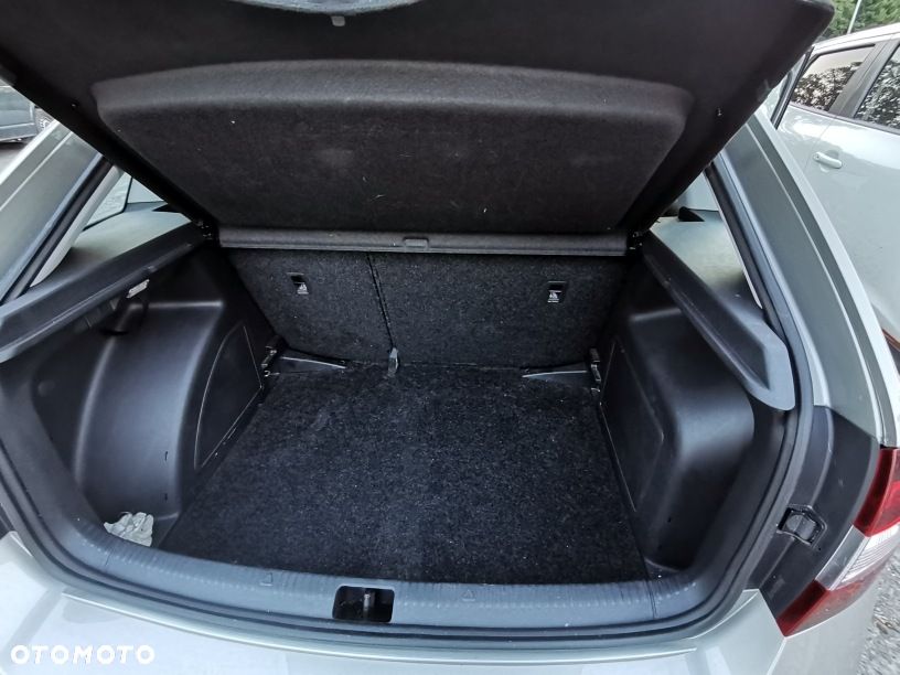 Skoda RAPID 1.0 TSI Active - 5