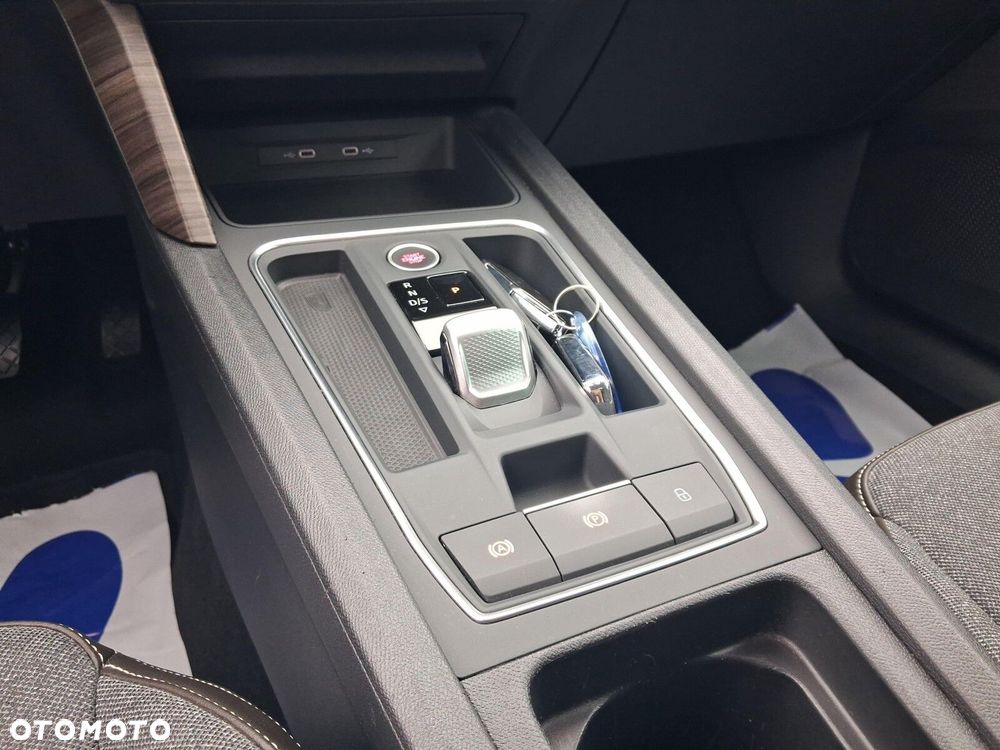 Seat Leon Sportstourer 2.0 TDI Xcellence DSG - 17