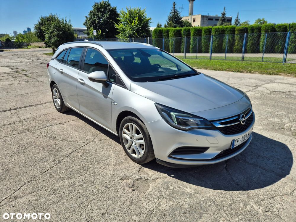 Opel Astra - 1