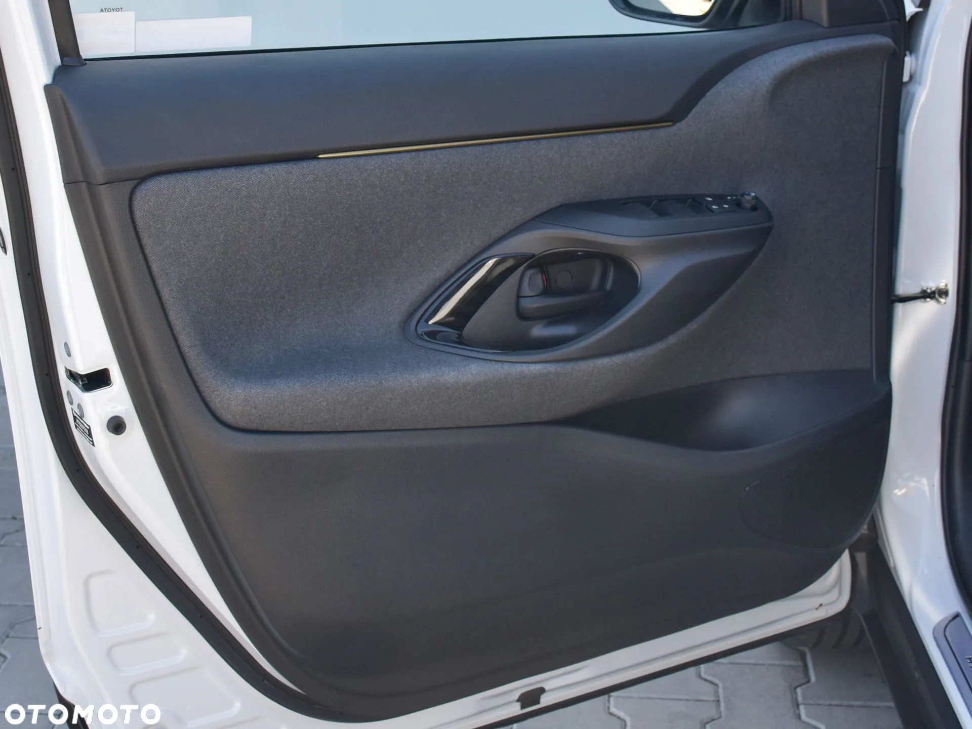 Toyota Yaris Cross Hybrid 1.5 Adventure - 14