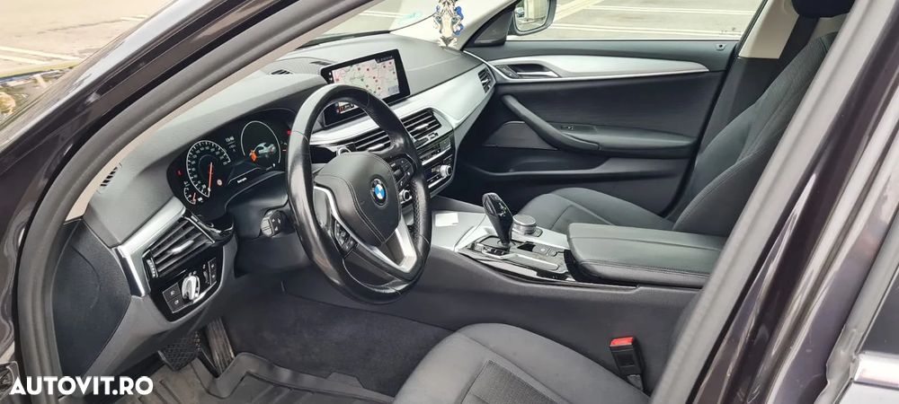 BMW Seria 5 520d Efficient Dynamics Edition Aut. - 11