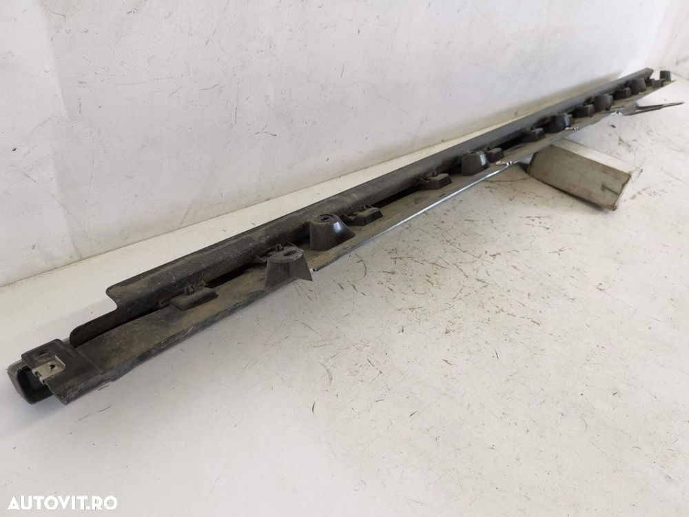 Ornament Prag Dreapta Din Fibra Carbon Bentley Bentayga 1 facelift 202 - 6