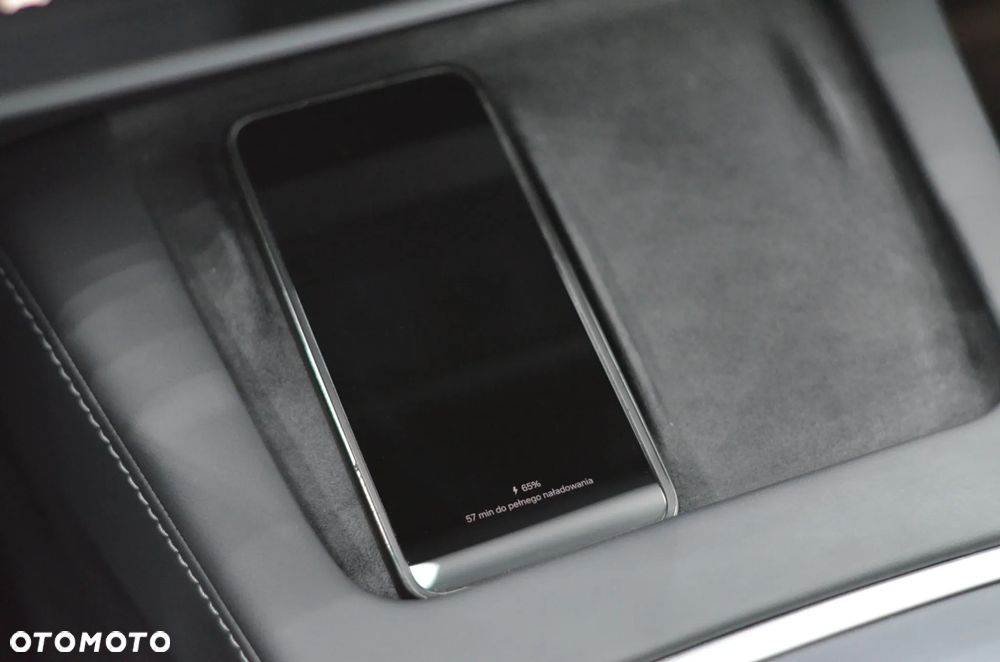 Tesla Model 3 Langstreckenbatterie Allradantrieb Dual Motor Performance - 29