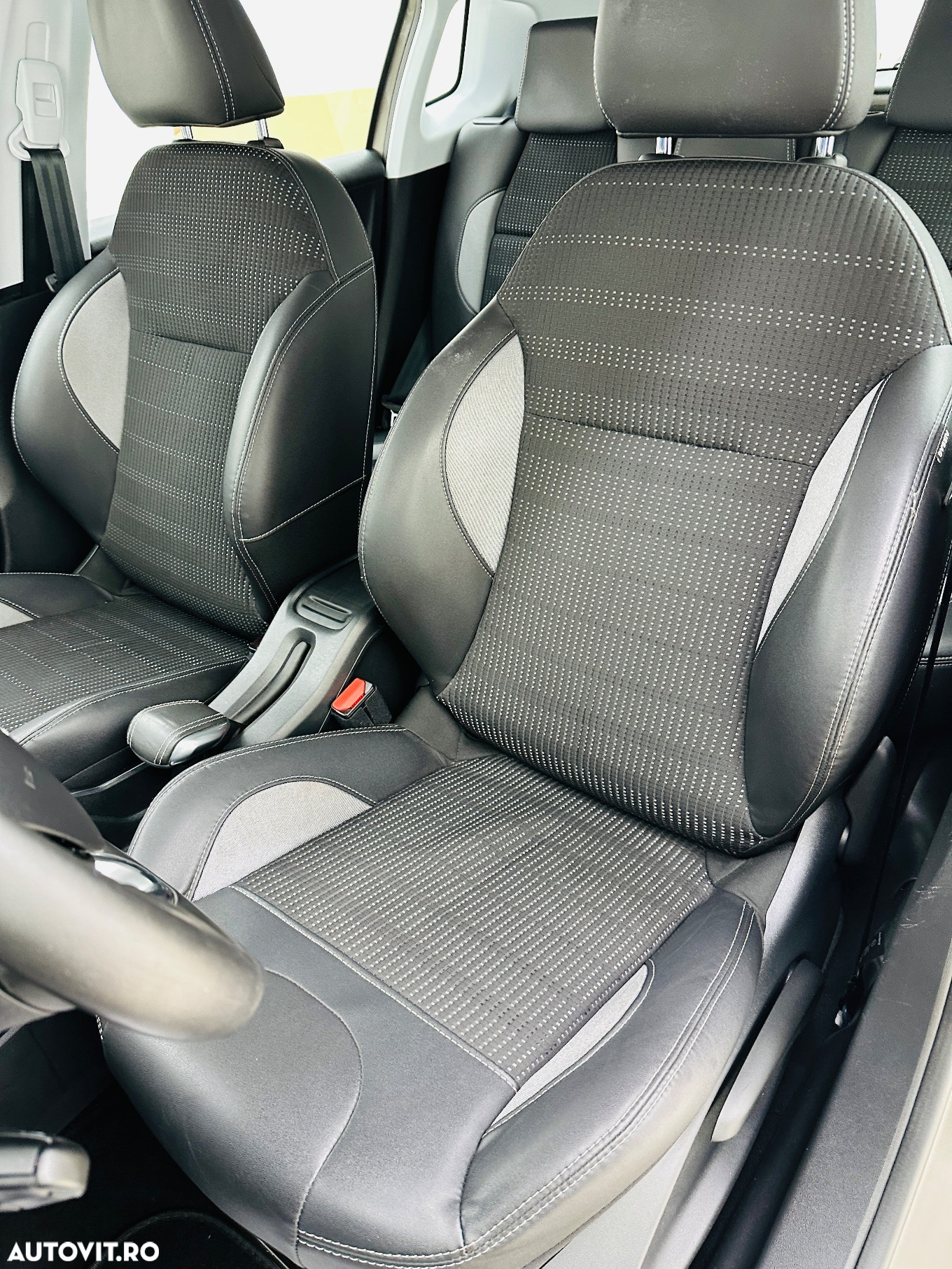 Peugeot 2008 - 14