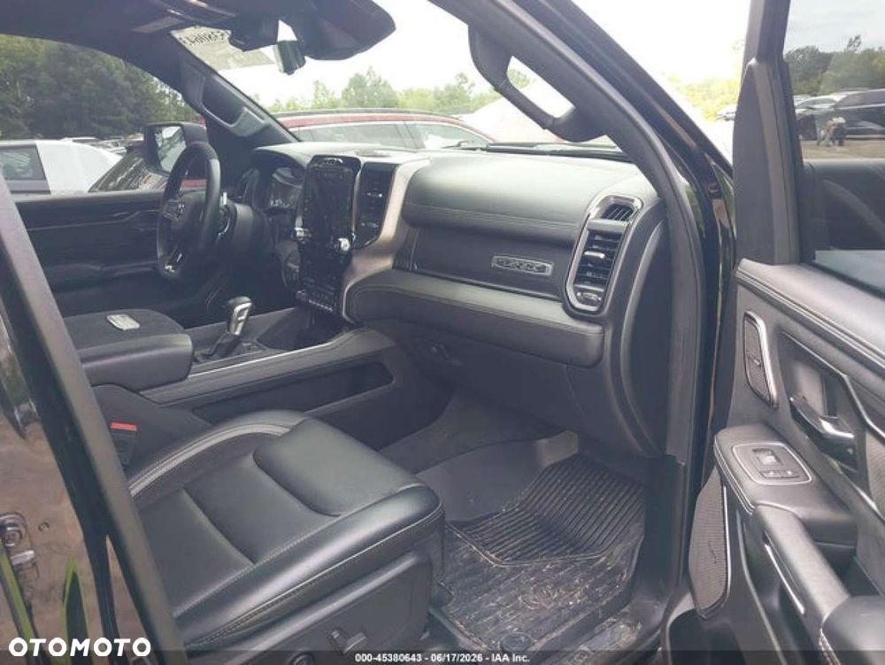RAM 1500 - 10
