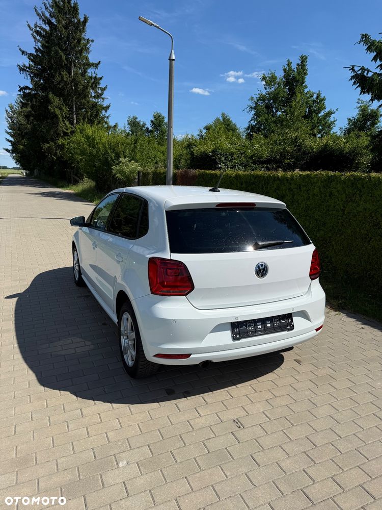 Volkswagen Polo 1.4 TDI Blue Motion Technology Allstar - 3