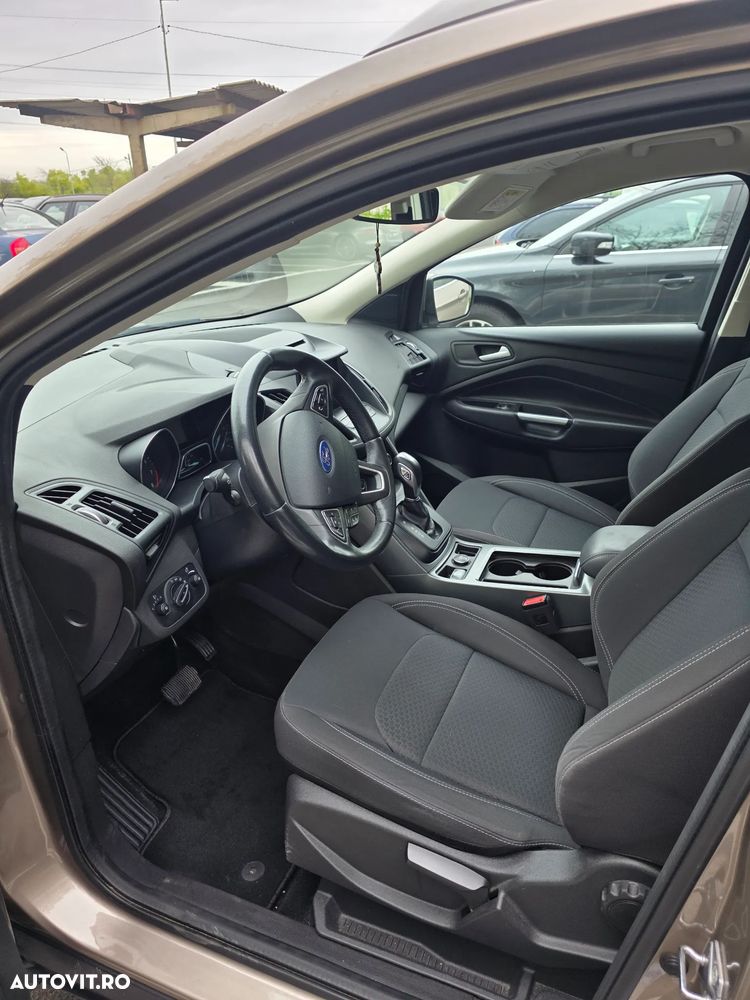 Ford Kuga - 5