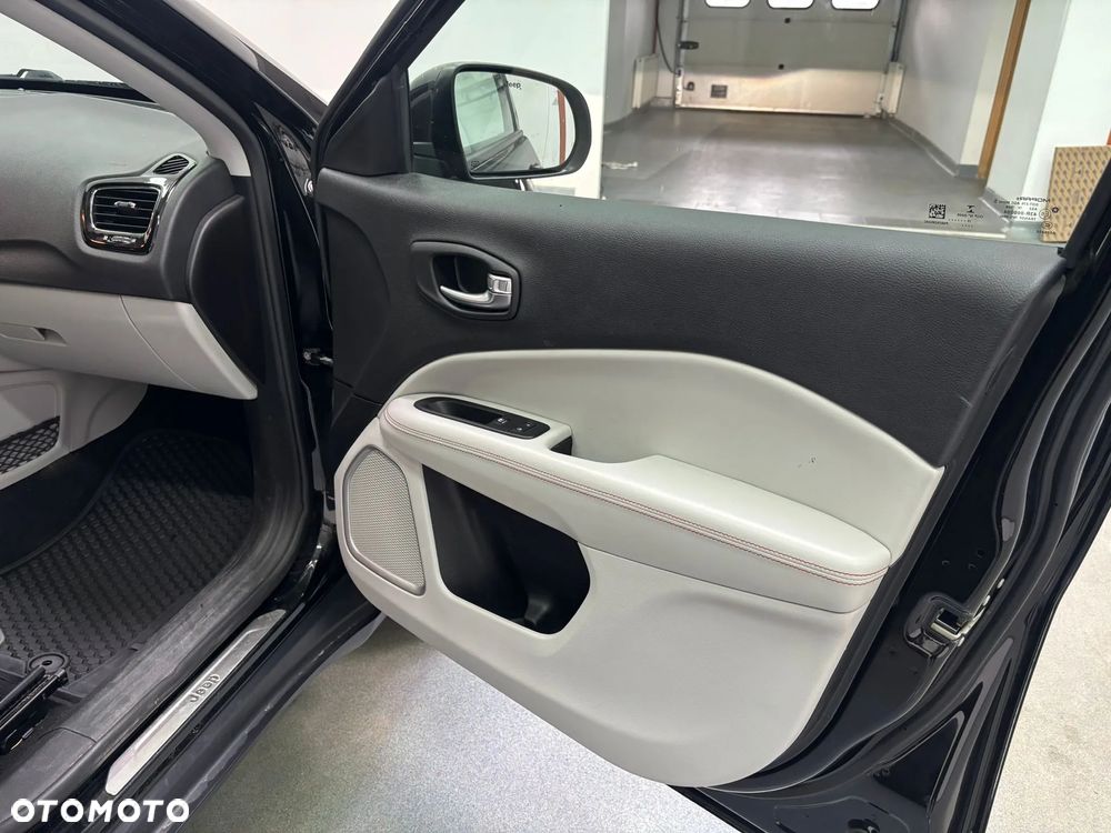 Jeep Compass 1.4 TMair Opening Edition 4WD S&S - 35