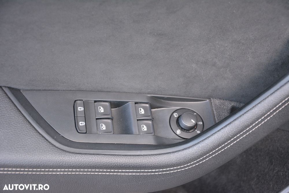 Skoda Superb 2.0 TDI 4X4 DSG Scout Final Edition - 19