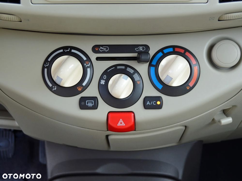 Nissan Micra 1.2 Visia - 12