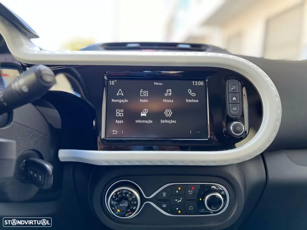Renault Twingo Z.E. 22 Zen - 40