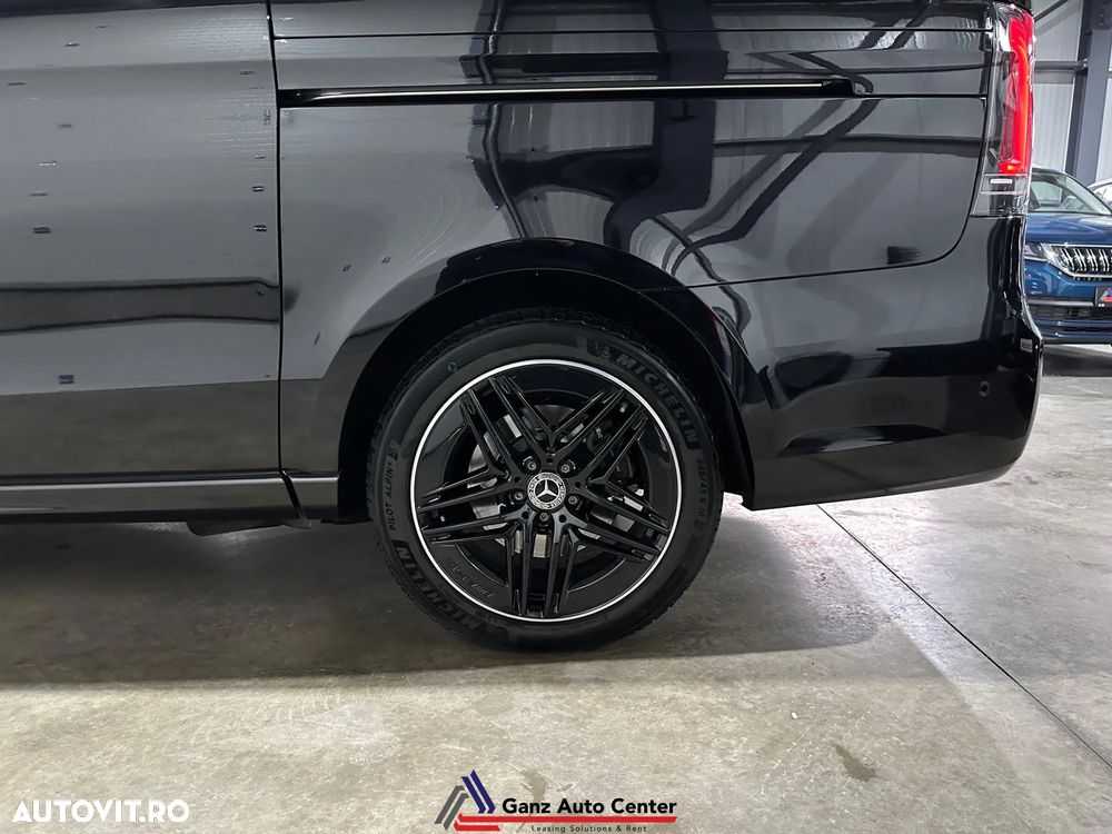 Mercedes-Benz V 300 d Extralang 4Matic 9G-TRONIC - 37