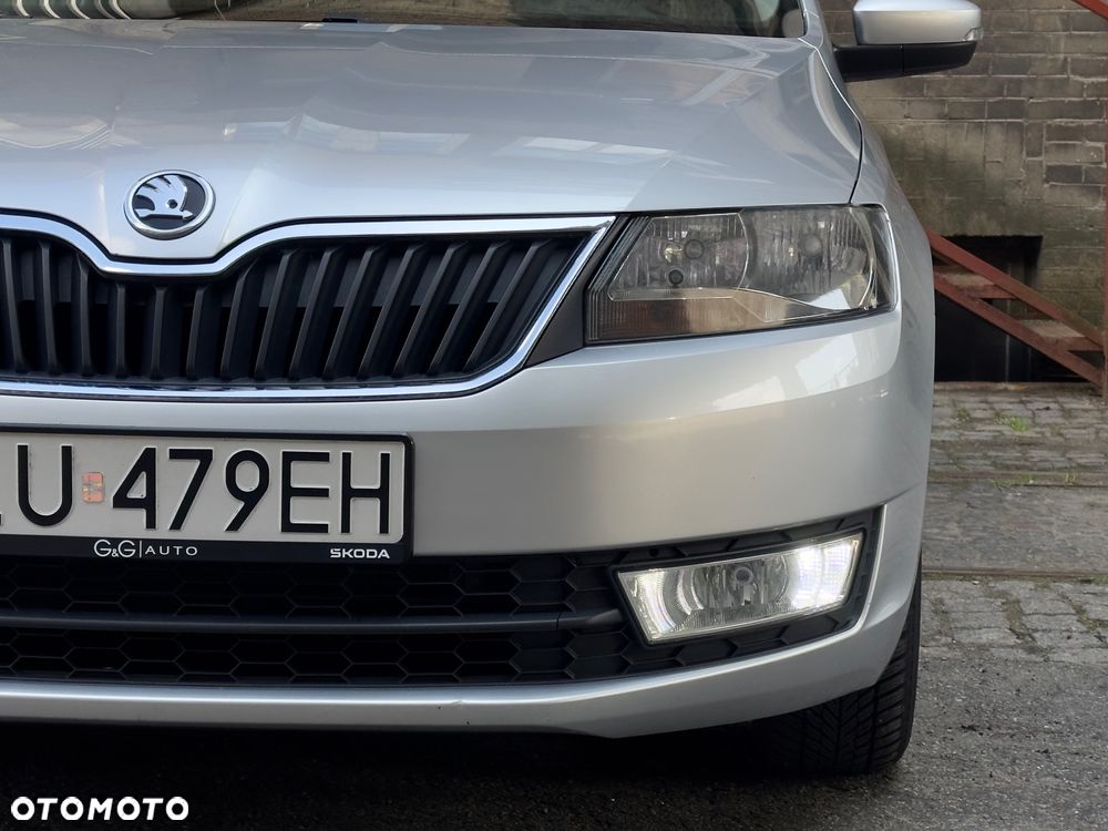 Skoda RAPID 1.2 TSI Ambition - 14