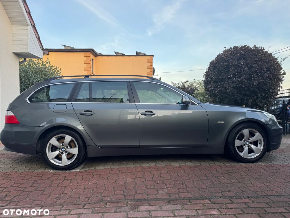 BMW Seria 5 525i Touring - 7