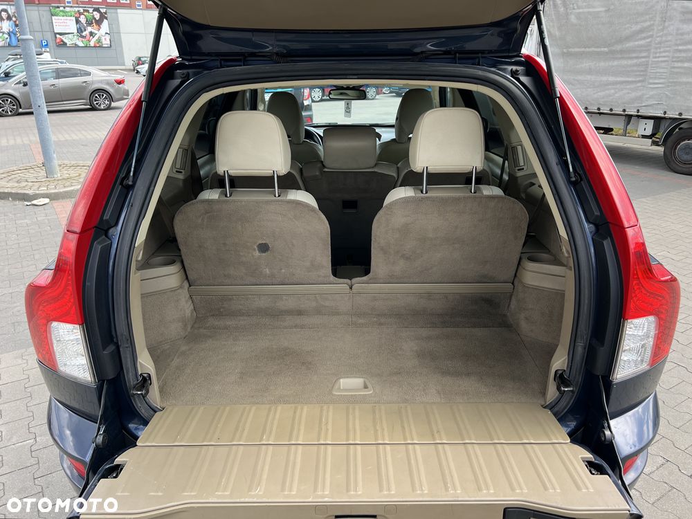Volvo XC 90 - 16