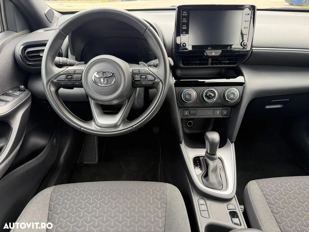 Toyota Yaris Cross 1.5 l CVT Active - 10