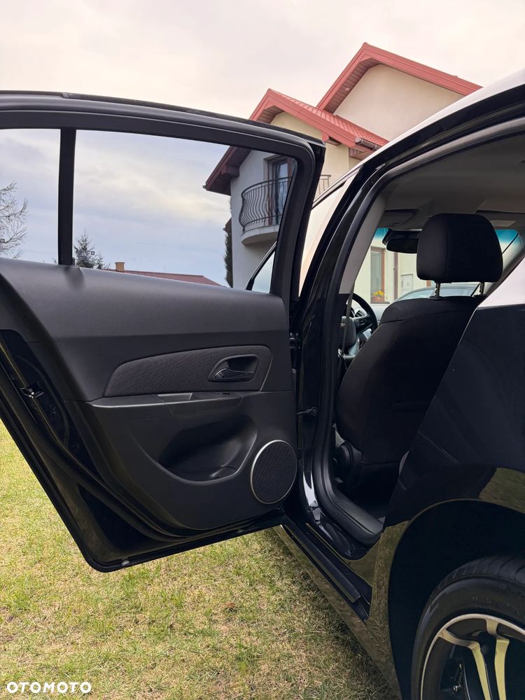 Chevrolet Cruze 1.8 LT - 16