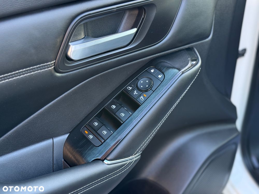 Nissan Qashqai 1.3 DIG-T MHEV Xtronic Tekna+ - 25