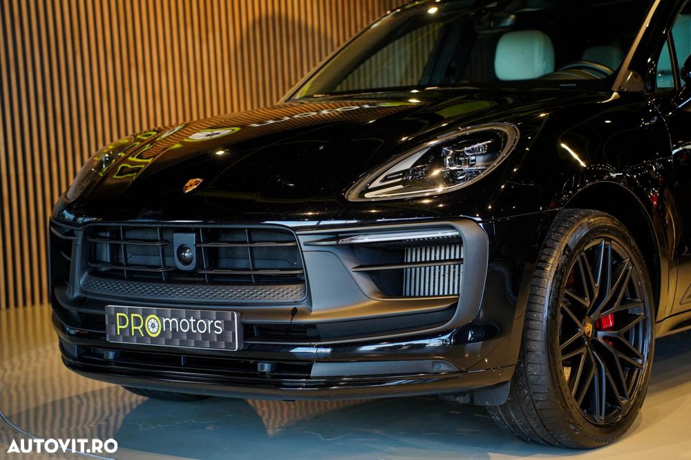 Porsche Macan - 4