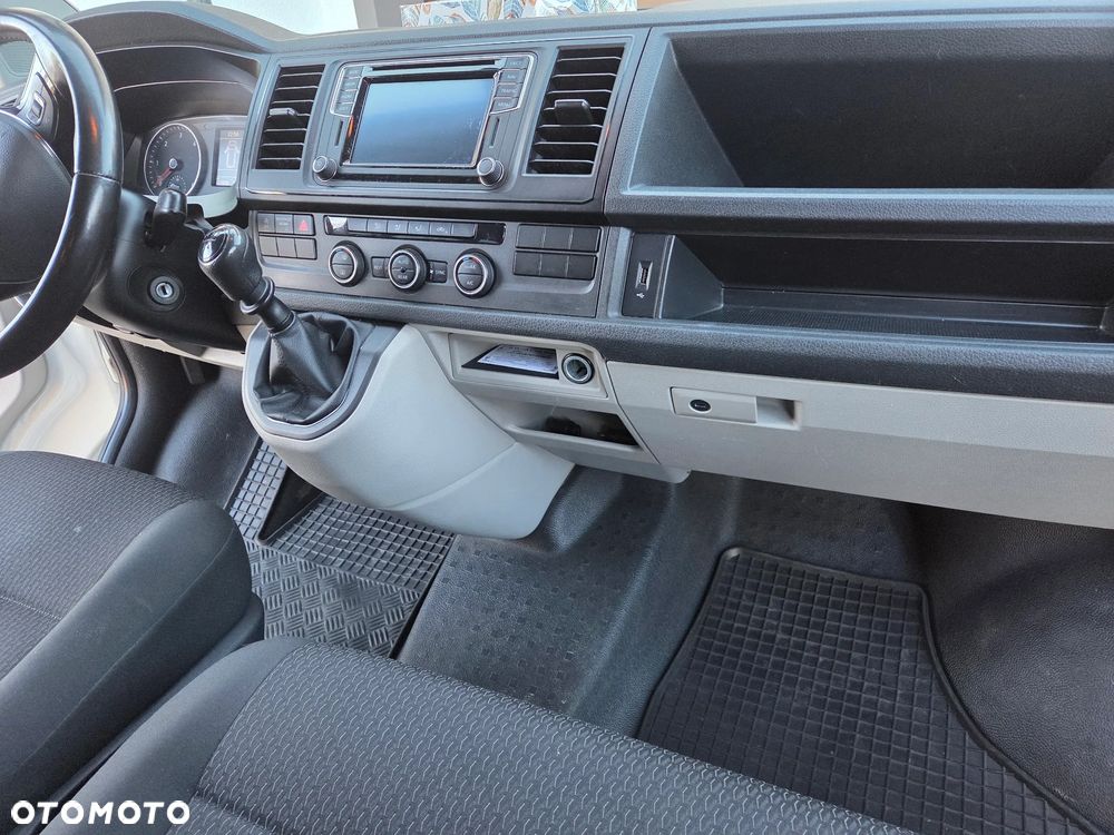 Volkswagen Caravelle 2.0 TDI L2 Trendline - 11