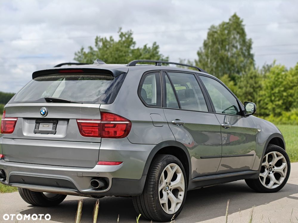 BMW X5 xDrive35i Edition Exclusive - 7