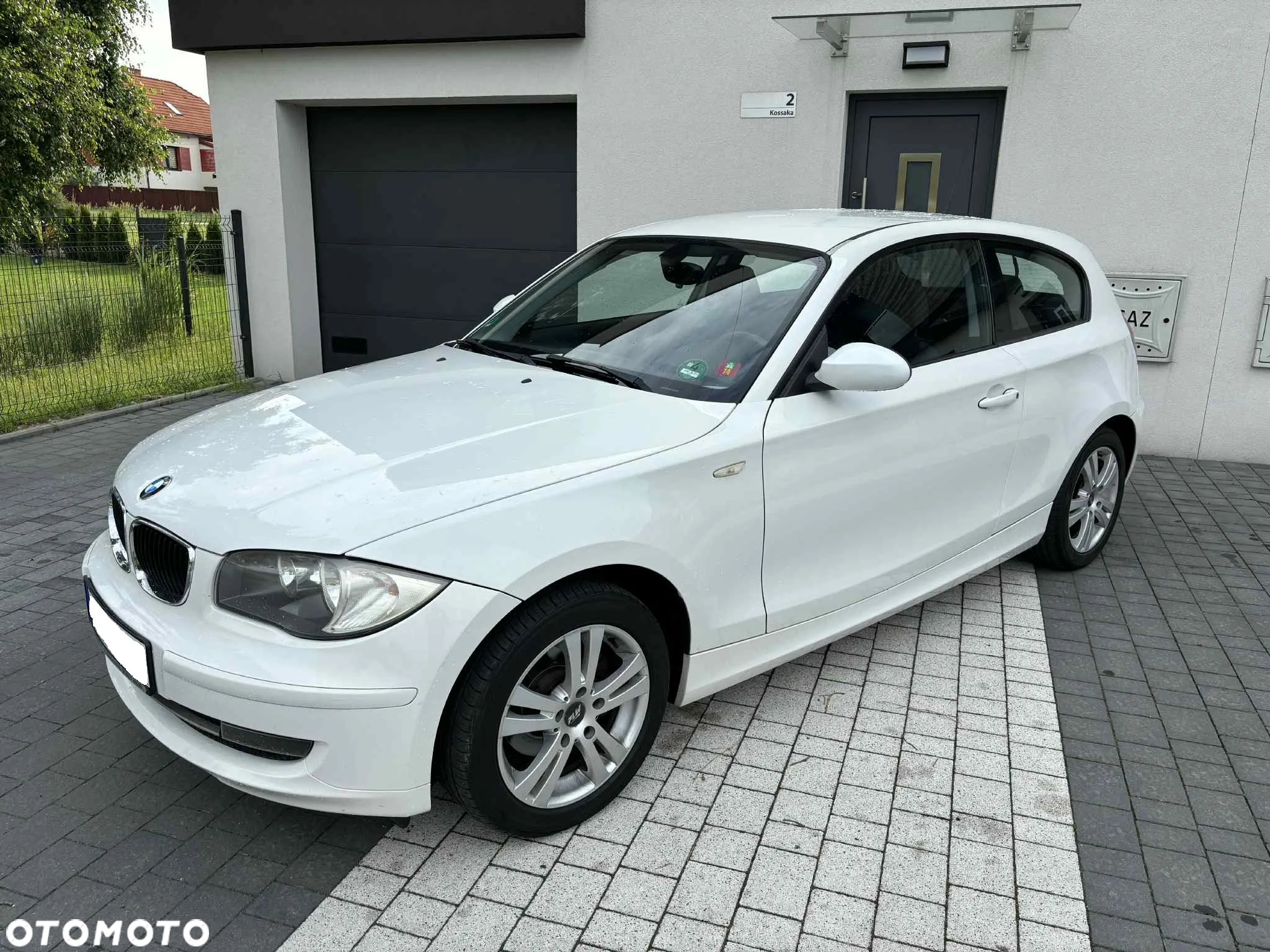 BMW Seria 1 116i - 10