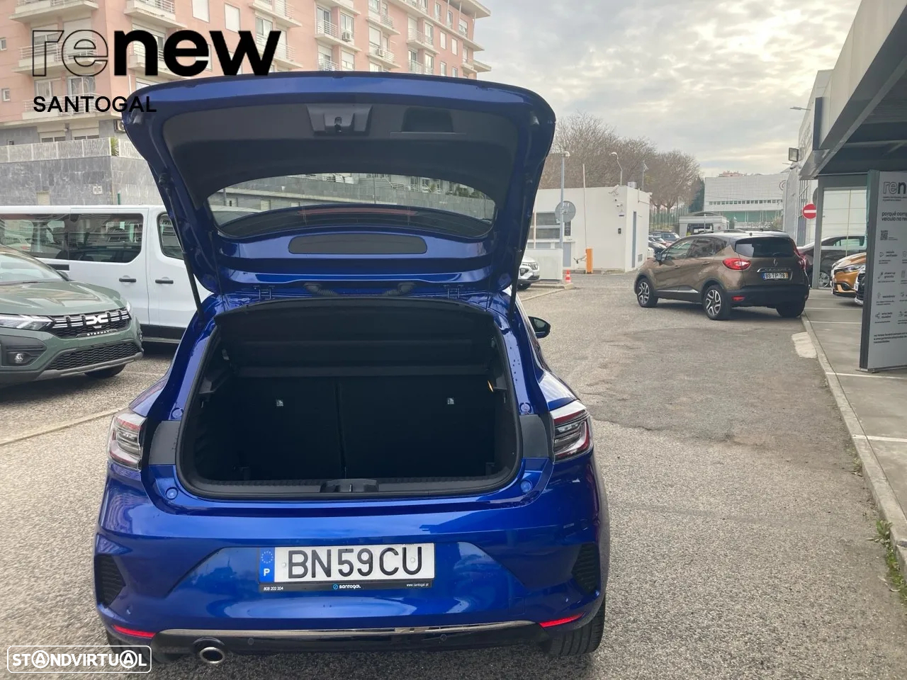 Renault Clio 1.0 TCe Techno Bi-Fuel - 9