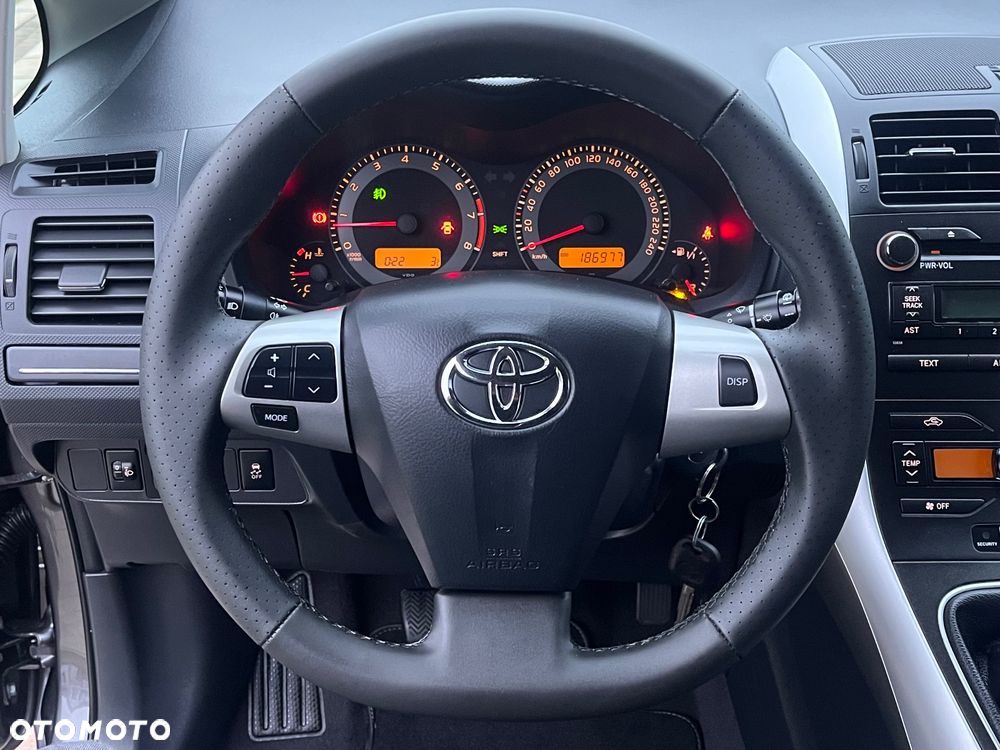 Toyota Auris 1.6 Life - 15