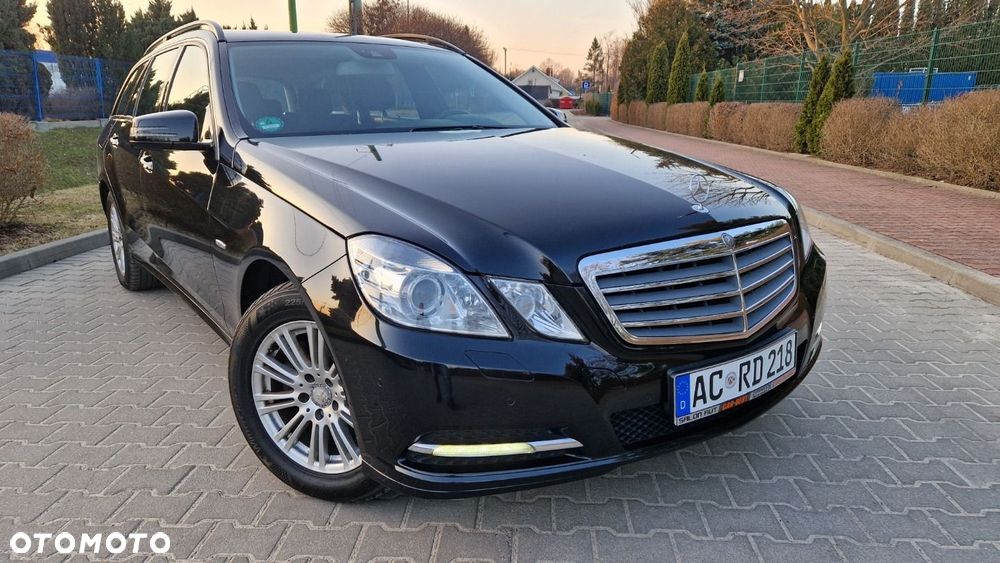 Mercedes-Benz Klasa E 200 CDI BlueEff - 1