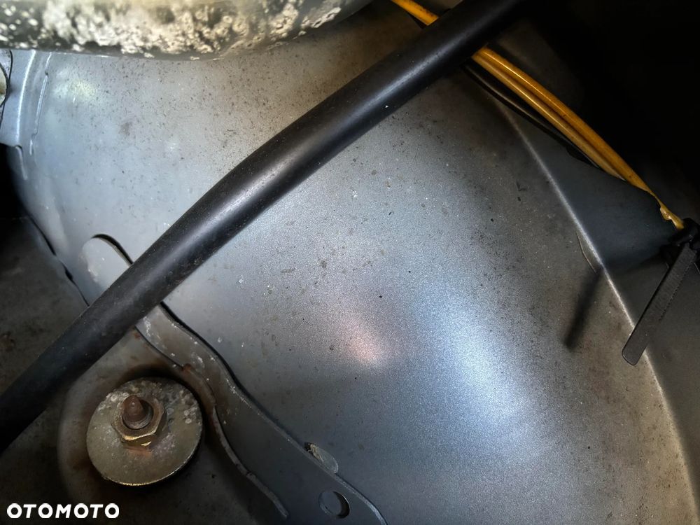 Mercedes-Benz Klasa E - 31