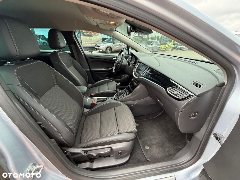 Opel Astra 1.6 T Dynamic S&S - 14