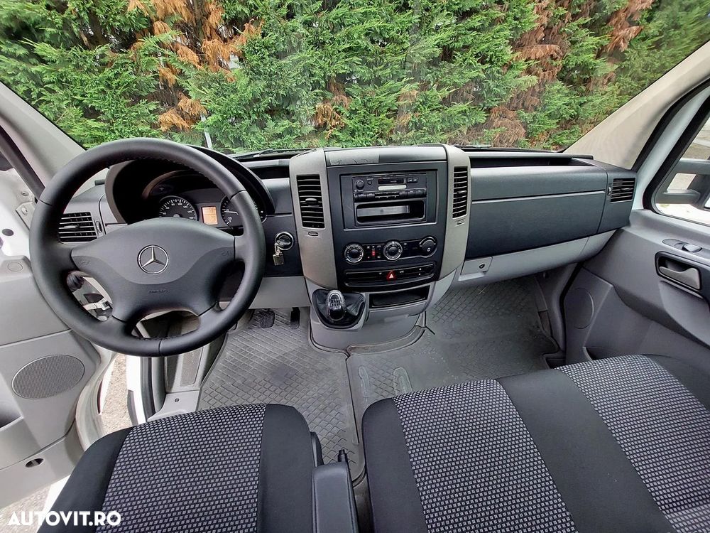 Mercedes-Benz SPRINTER - 5