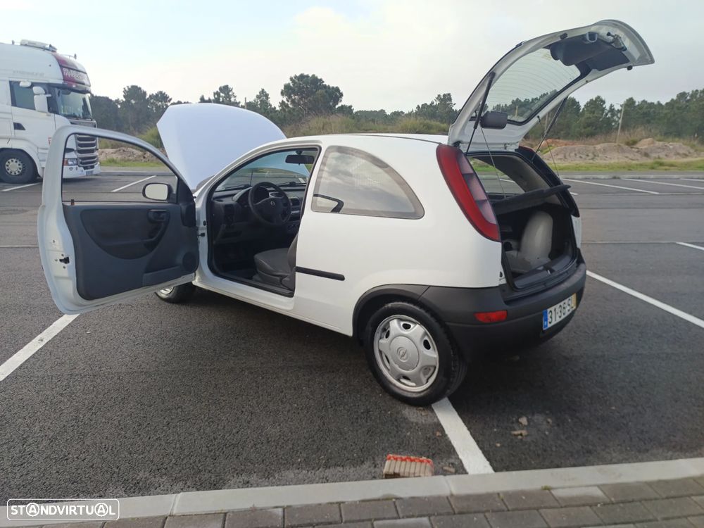 Opel Corsa 1.7 DTi - 9