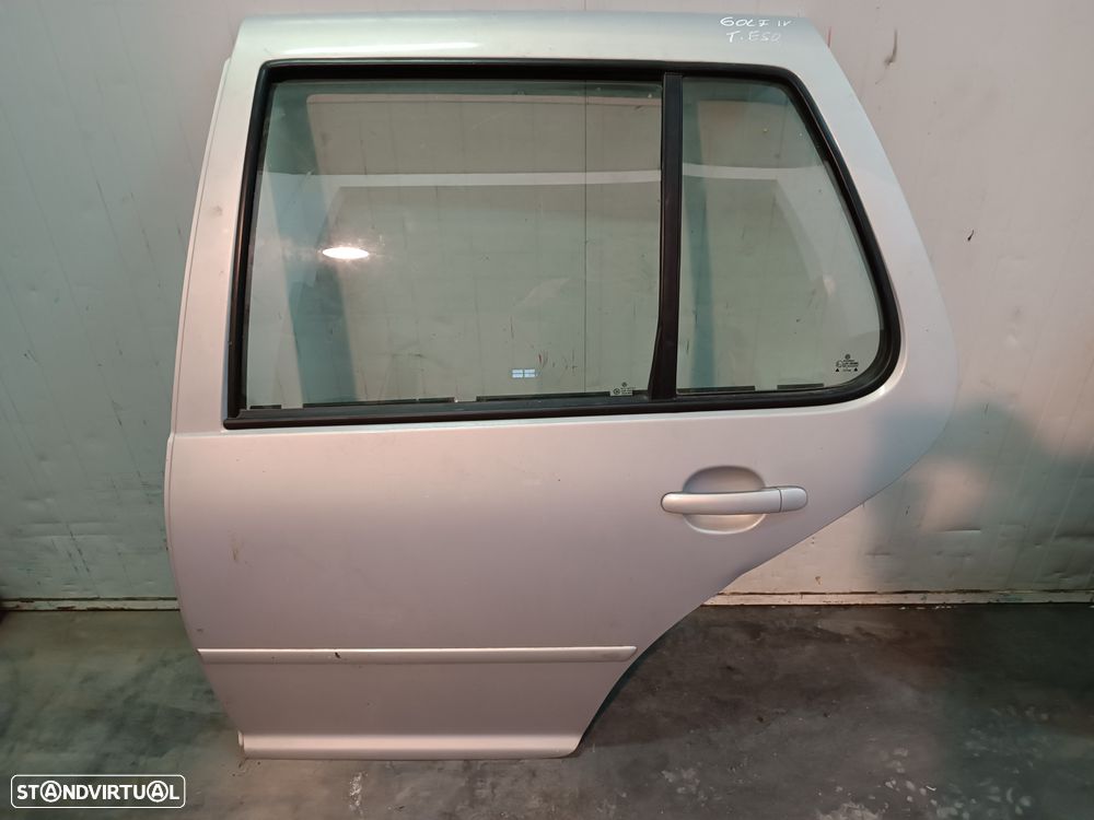 PORTA VOLKSWAGEN GOLF IV -FRENTE ESQUERDO / TRAS ESQUERDA - 2
