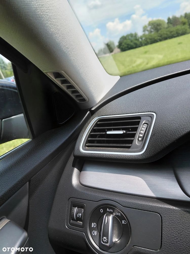 Volkswagen Passat 2.0 TDI Comfortline - 36