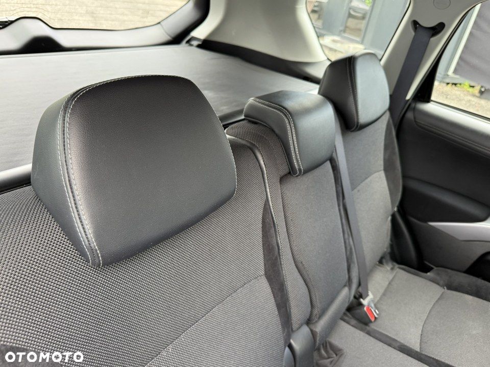 Mitsubishi Outlander 2.0 2WD XTRA - 33
