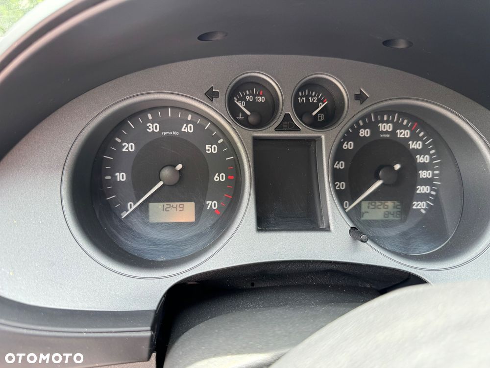 Seat Ibiza 1.4 16V Reference - 10