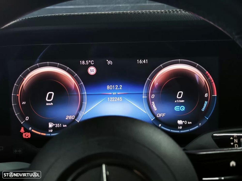 Mercedes-Benz E 300 de AMG Line - 22