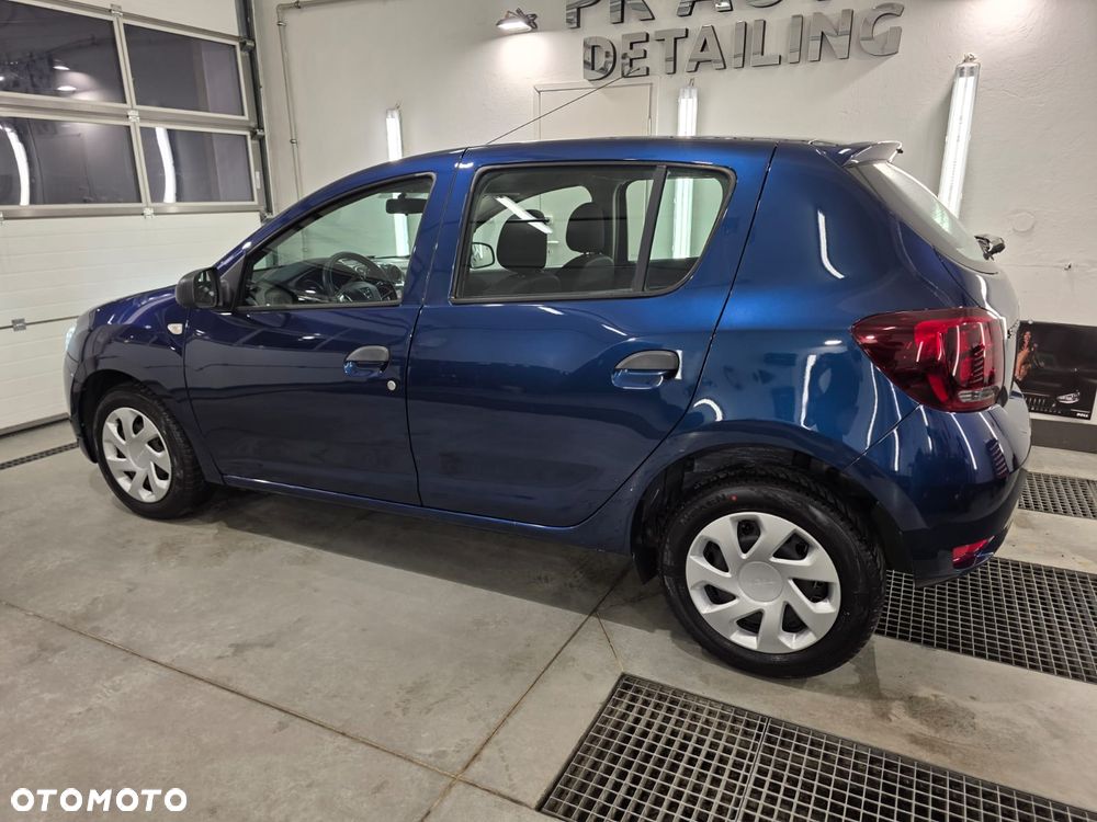 Dacia Sandero 1.2 16V 75 Celebration - 12