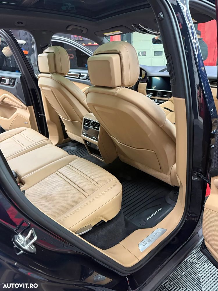 Porsche Cayenne S - 20