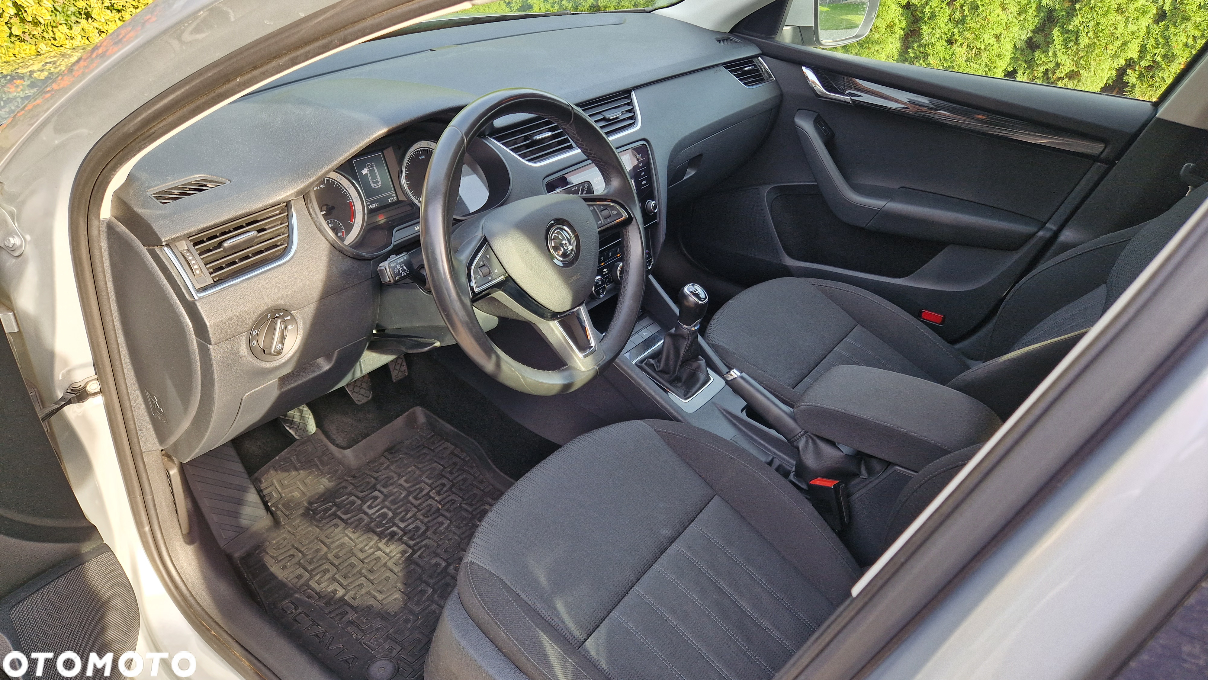Skoda Octavia 1.6 TDI SCR Style - 10