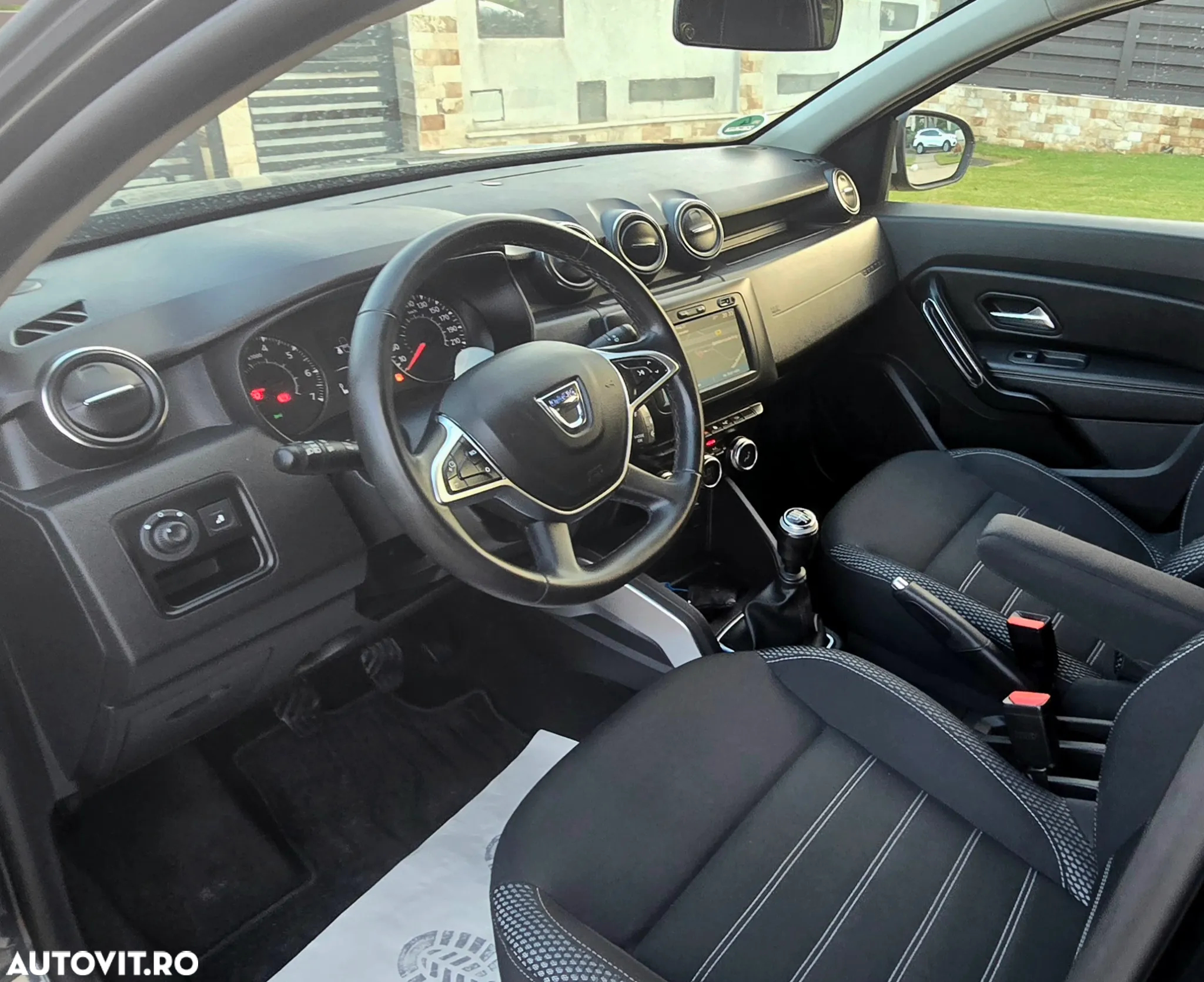 Dacia Duster TCe 150 GPF Prestige - 15