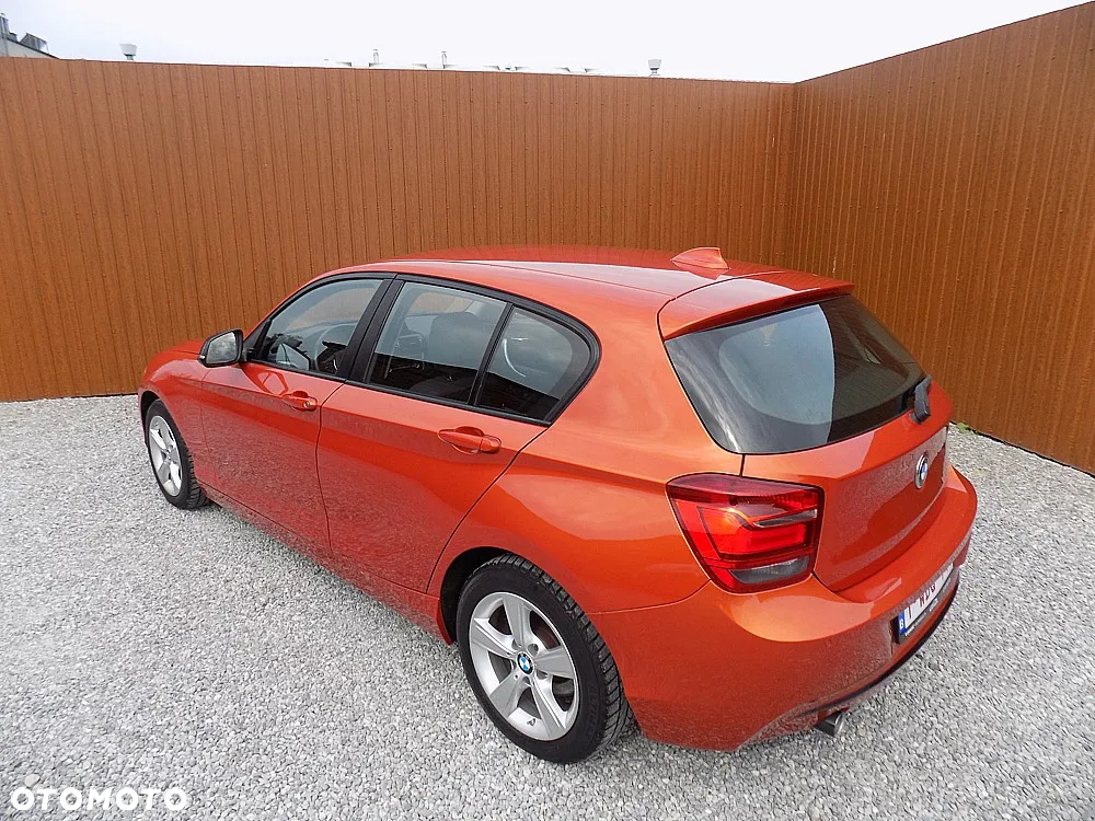 BMW Seria 1 116d EfficientDynamics Sport Line - 3