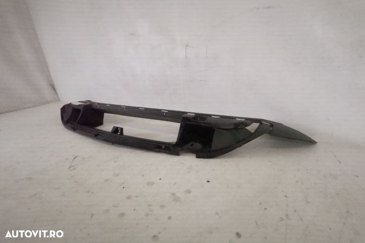 Suport  Fusta Spoiler Bara Fata Original In Stare Buna  Mercedes-Benz - 3