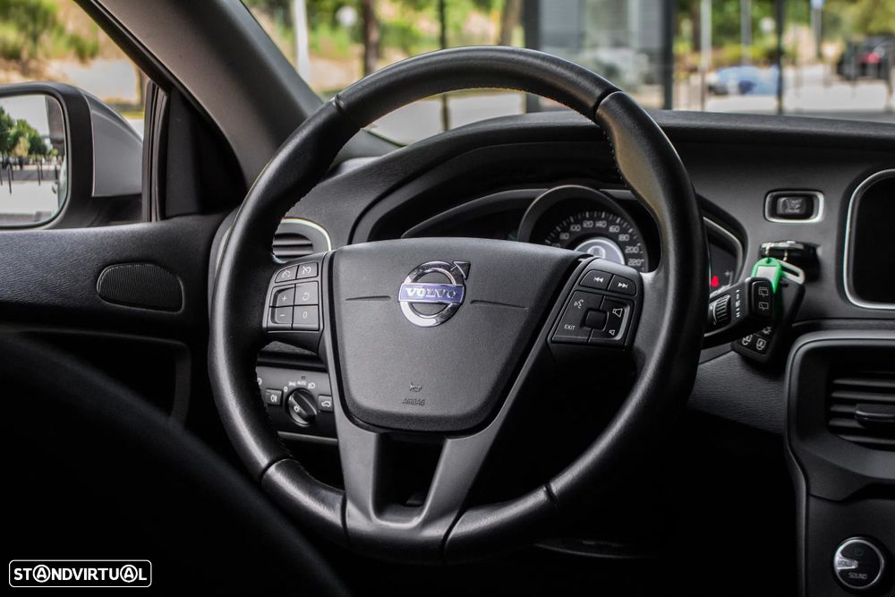 Volvo V40 D2 Kinetic - 30