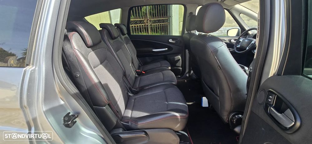 Ford S-Max 2.2 TDCi DPF Titanium - 14