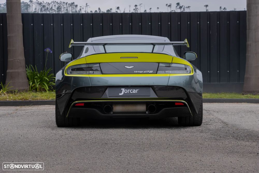 Aston Martin Vantage Coupe GT8 - 46