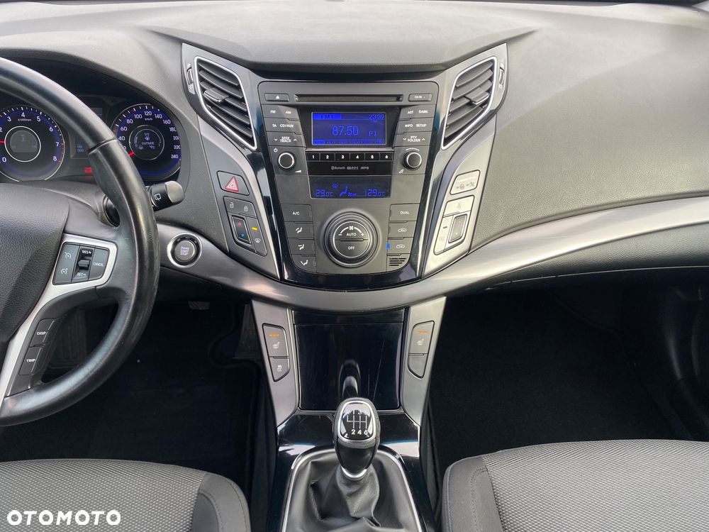 Hyundai i40 i40cw 1.6 Fifa World Cup Edition - 22