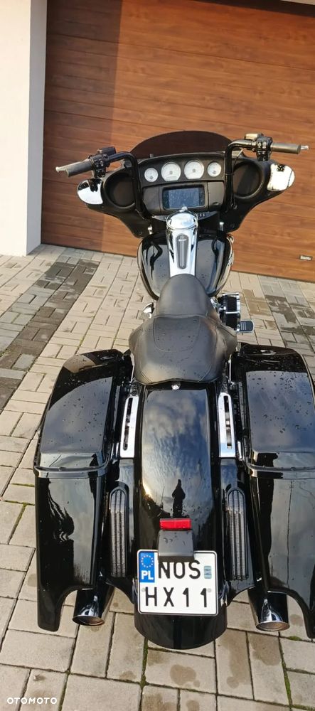 Harley-Davidson Touring Street Glide - 4