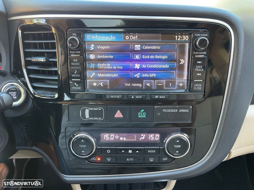 Mitsubishi Outlander 2.2 DI-D Instyle Navi - 31